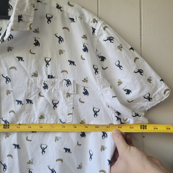 SOULSTAR Monkey and Banana Short Sleeve Button-up Shirt XL Slim Fit Cotton - Picture 8 of 9